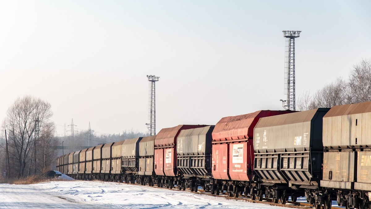 Grudniowy atak hakerski na węglową spółkę naszych południowych sąsiadów OKD nie zagroził górnikom, jak twierdzą przedstawiciele firmy. Ale doszło do niego zaraz po tym, jak w grudniu rząd zdymisjonował dyrektora urzędu ds. cyberbezpieczeństwa – pisze Karolina Baca-Pogorzelska, współpracownik <a rel="nofollow" href="https://biznesalert.pl/" id="83d5338c-5826-45f1-9582-cf2a69d78283">BiznesAlert.pl</a>.