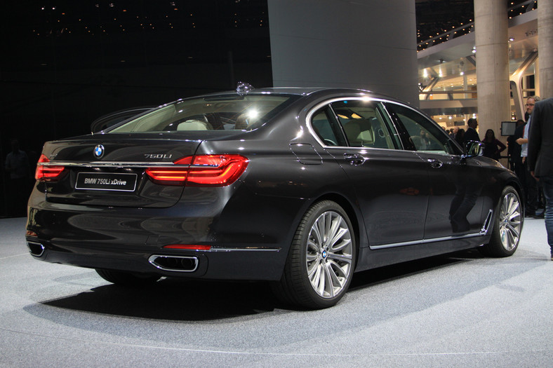 BMW Serii 7 (Frankfurt 2015)