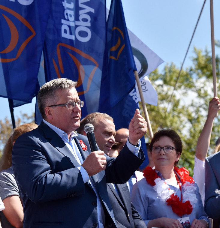 Demonstracja Komitetu Obrony Demokracji i partii opozycyjnych