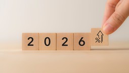 Waloryzacja emerytur w 2026 roku. Takie kwoty seniorzy dostaną od marca