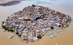To jedno z najpopularniejszych jezior w Meksyku. Wysycha, bo gangi kradną wodę
