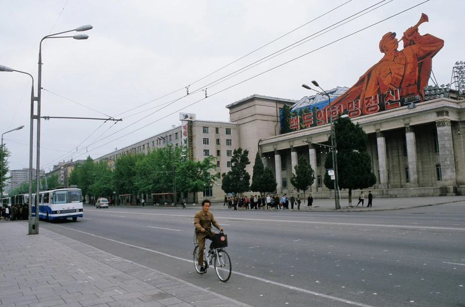 Retko ko sme da vozi automobil, pa umesto toga voze bicikl ili idu gradskim prevozom