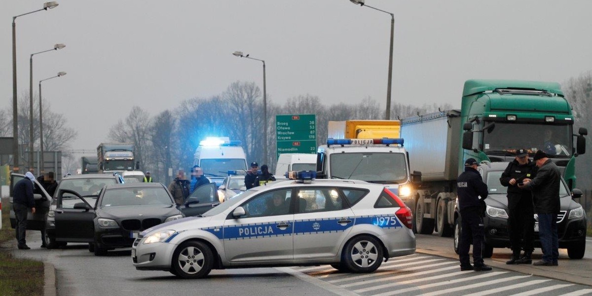 Tajemnicza akcja policji na obwodnicy w Opolu 