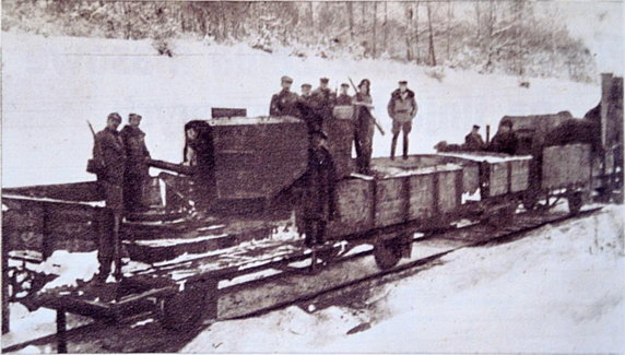 Zima 1919/1920: polski improwizowany pociąg pancerny. 