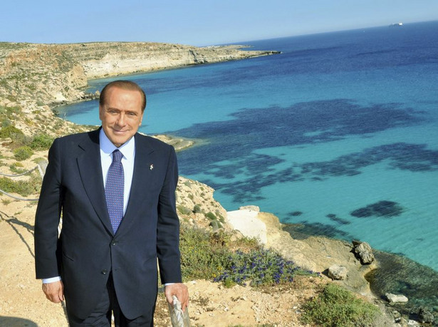 Berlusconi jedzie na krótki urlop na daczę Putina