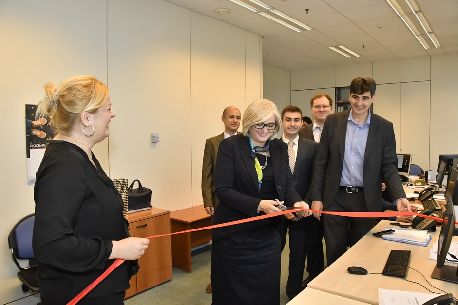 Guvernerka Jorgovanka Tabaković simbolično pušta u rad novi platni sistem