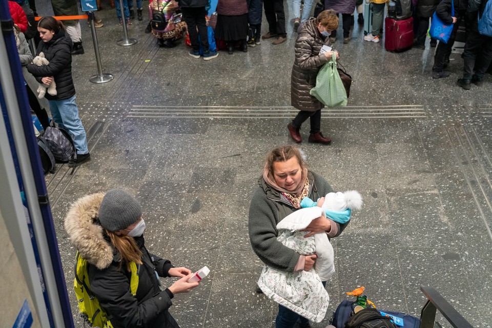 Trudna sytuacja na Dworcu Centralnym w Warszawie