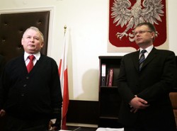 Prokuratura: Zabrać Kaczyńskiemu immunitet