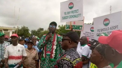 Labour leaders champion the protest in Kaduna on Wednesday. [NAN]