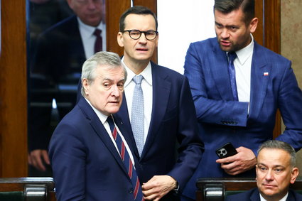 PiS zabetonuje media publiczne? Minister Gliński ma propozycję