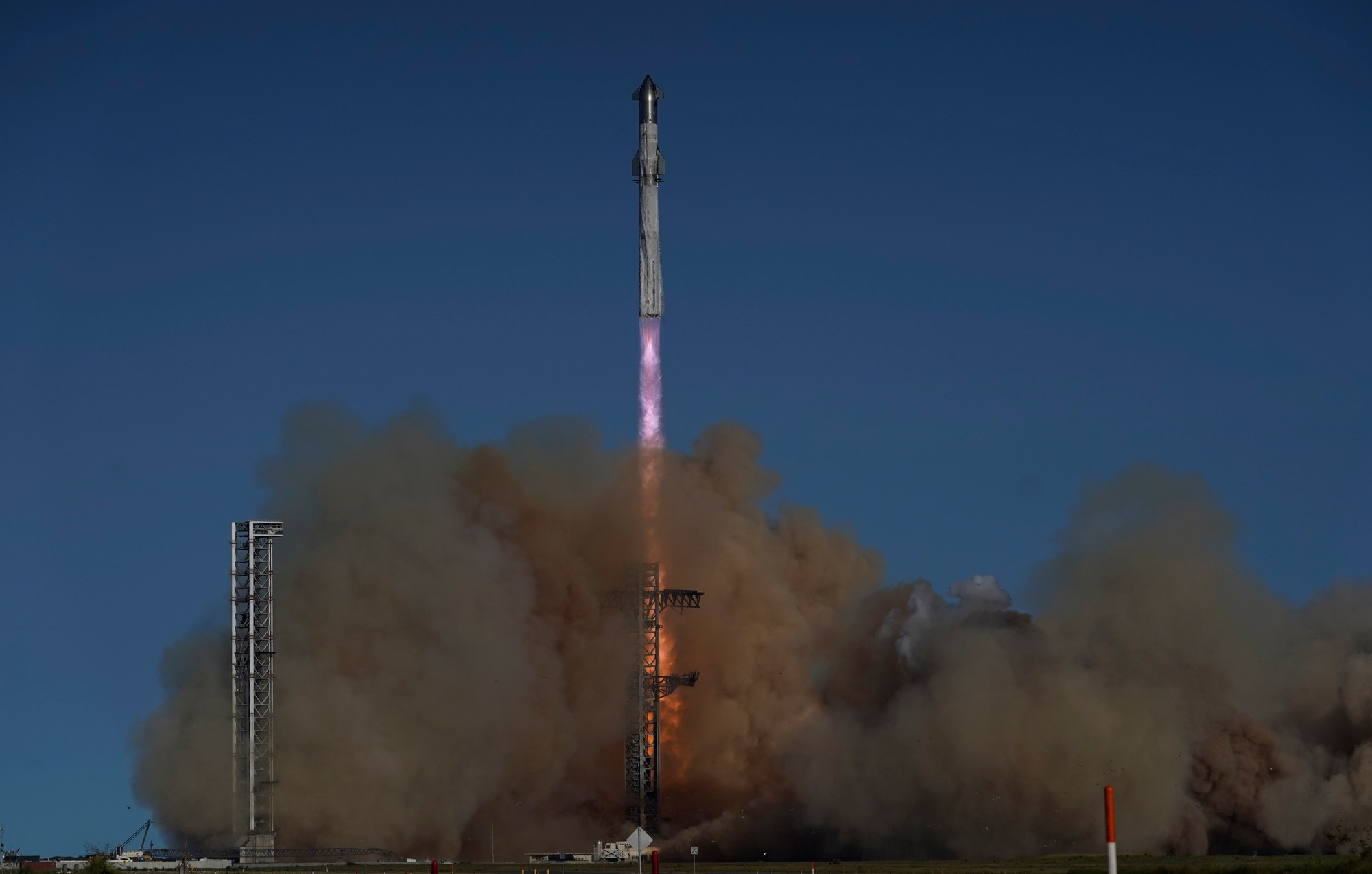 Šiesty skúšobný let kozmickej lode Starship a nosnej rakety Super Heavy.