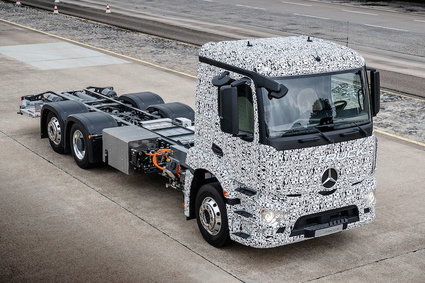 Mercedes-Benz pokazał właśnie swoją pierwszą w pełni elektryczną ciężarówkę