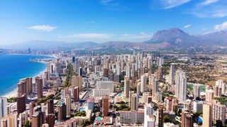 Kupiłeś nieruchomość w Hiszpanii pod wynajem? Polski fiskus może i tak na niej zarobić