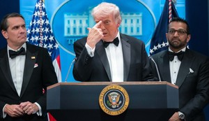 Donald Tramp u sali za brifinge nakon pucnjave