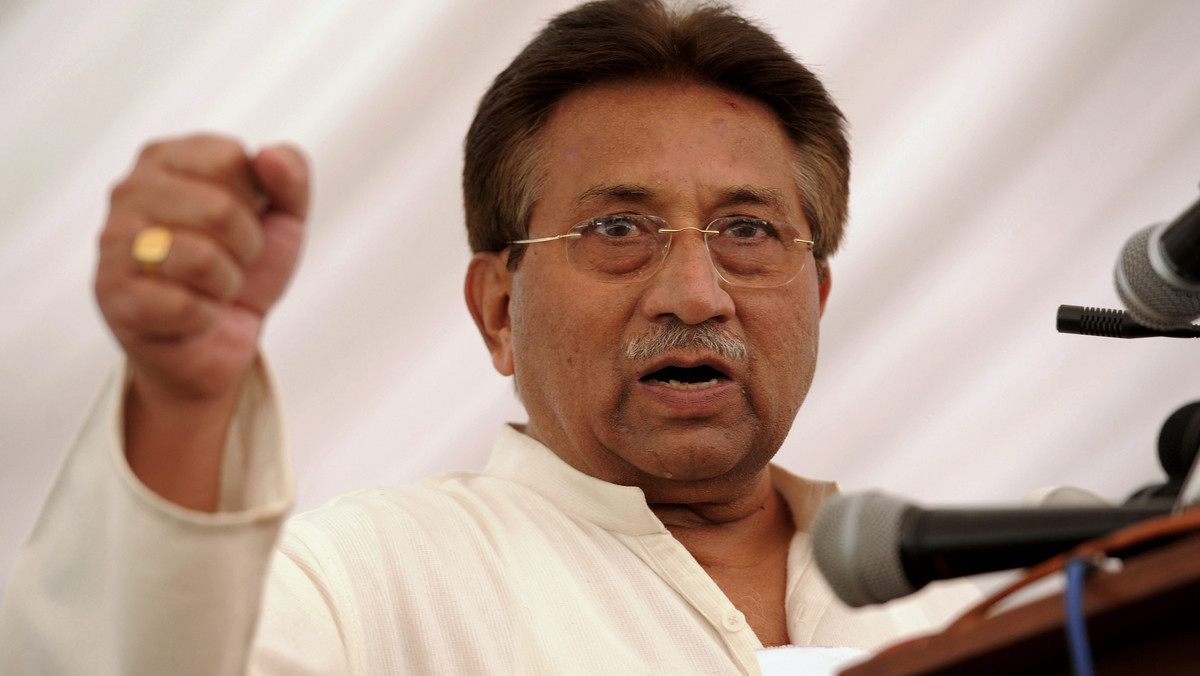 Były prezydent Pakistanu Pervez Musharraf, który miał stanąć przed specjalnym trybunałem, gdzie miał być sądzony za zdradę stanu, został przetransportowany do szpitala wojskowego z powodu "problemów kardiologicznych" - poinformowała policja.