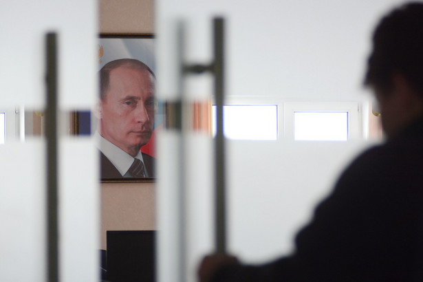 Media: "Kucharz Putina" osobiście rekrutuje więźniów na wojnę