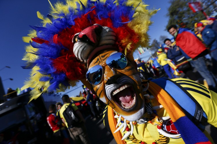 Piękne fanki i szaleni kibice na Copa America
