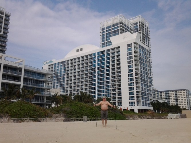 Lech Wałęsa na plaży