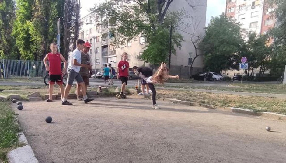 Boćanje na Detelinari