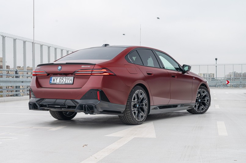 BMW 550e