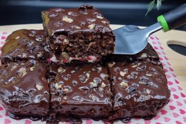 U ovom kolaču NEMA NI BRAŠNA, NI ŠEĆERA: Recept za ARAPSKE KOCKE koje možete da jedete do mile volje