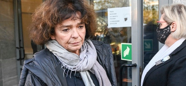 Katarzyna Grochola o wojujących feministkach: Nie tędy droga...
