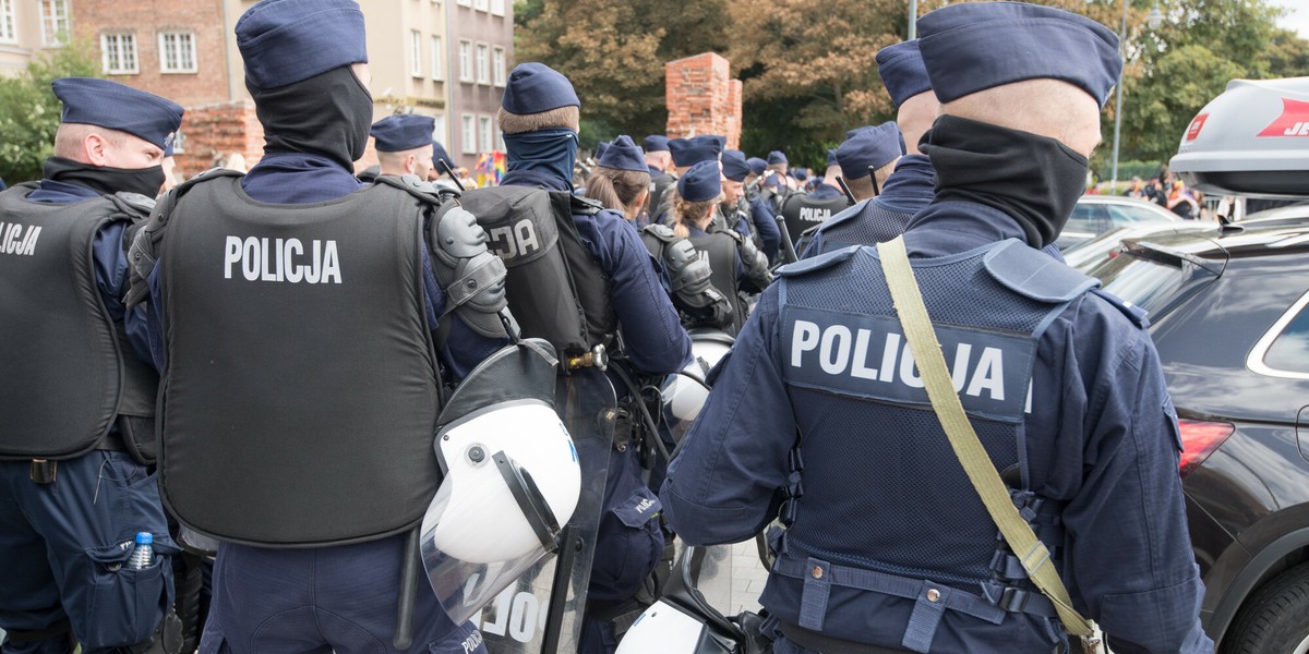  Albo modernizacja i podwyżki, albo protest - wynika z komunikatu NSZZ Policjantów