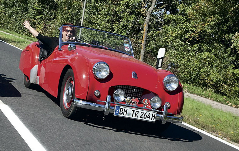 Triumph TR2