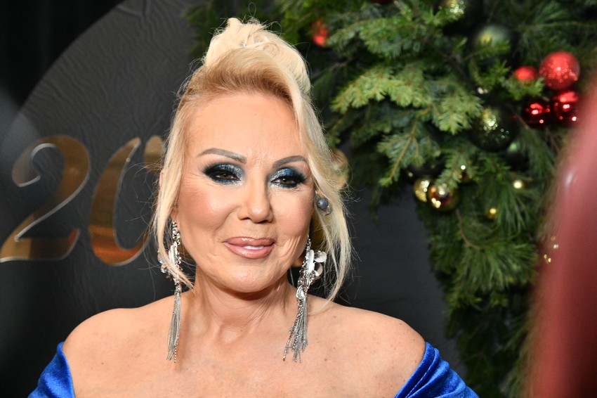 lepa brena restoran topčiderac