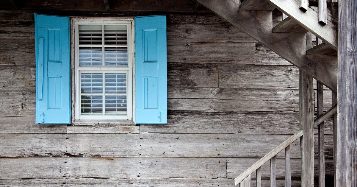 Na pograniczu jawy i snu. "Melafiry" Anny Robak-Reczek