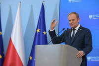 Będą problemy z wydaniem pieniędzy z KPO. Donald Tusk zapowiada negocjacje z Brukselą