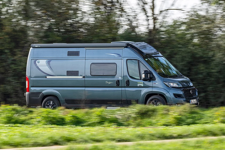 Przerabiając auto dostawcze na kampera trzeba odprowadzić akcyzę.