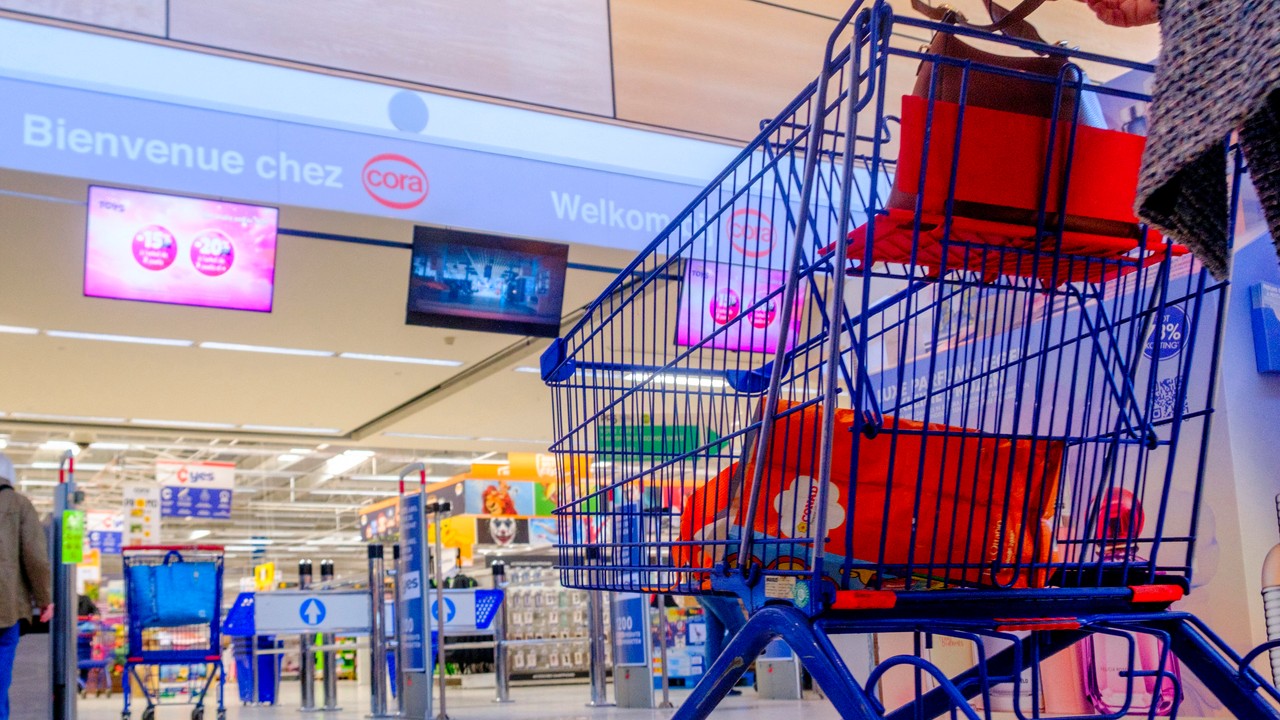 Supermarkety w Belgii będą mogły być otwarte dłużej. Nie wszystkim się to podoba