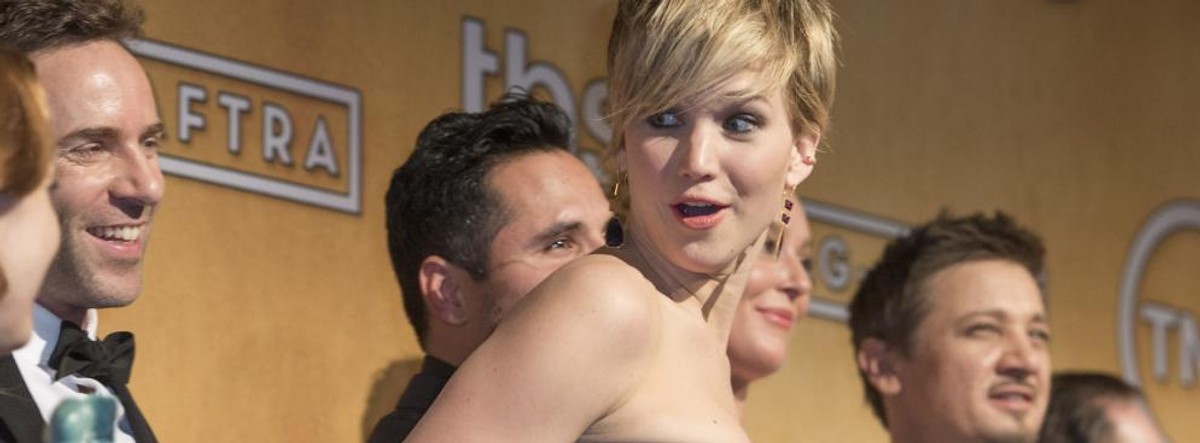 Jennifer Lawrence wraz z nagrodzoną obsadą "American Hustle"