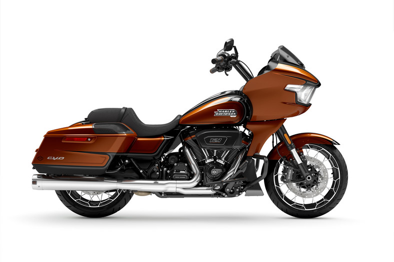 Harley-Davidson CVO Road Glide  2023 Whiskey Neat