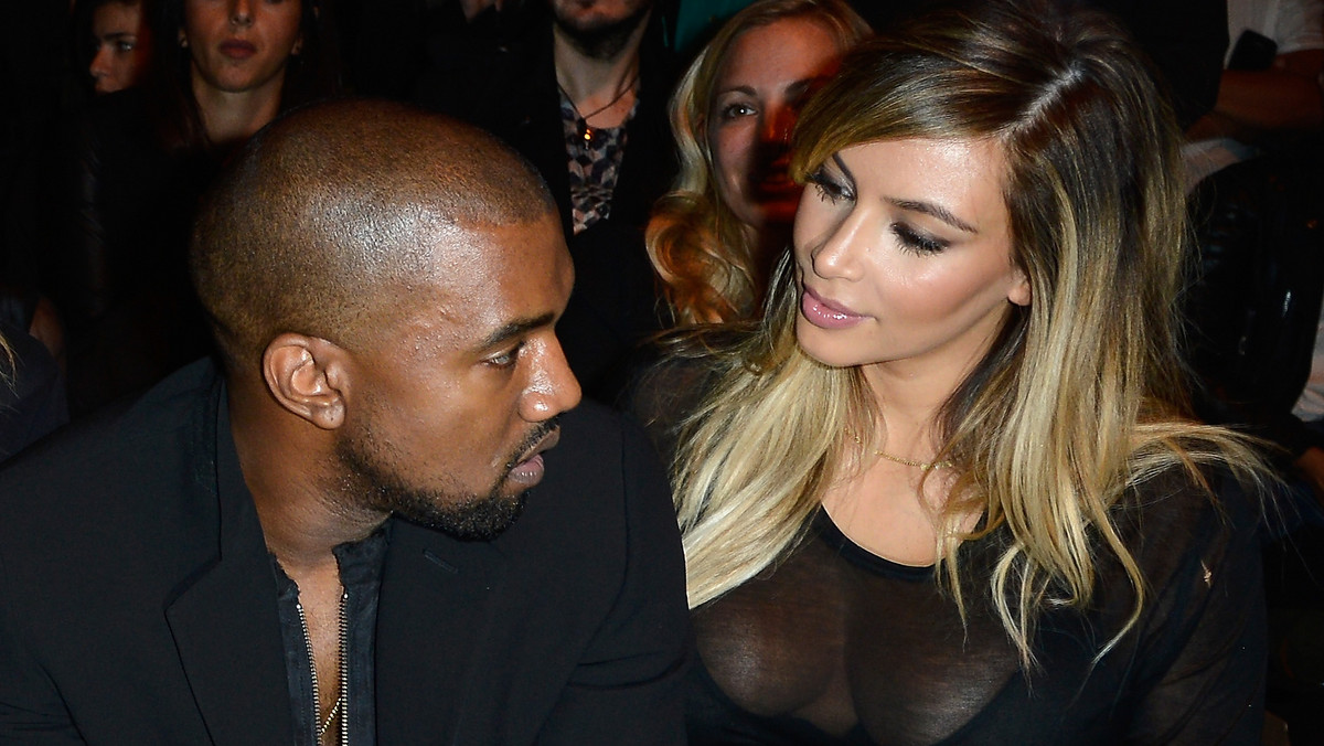 Kim Kardashian zarzekała się, że już nigdy nie wyjdzie z mąż. Po dwóch nieudanych małżeństwach, uznała, że nie ma ochoty na trzecie. Zdanie jednak szybko zmieniła, gdy ukochany, Kanye West padł przed nią na kolana i poprosił ją o rękę.