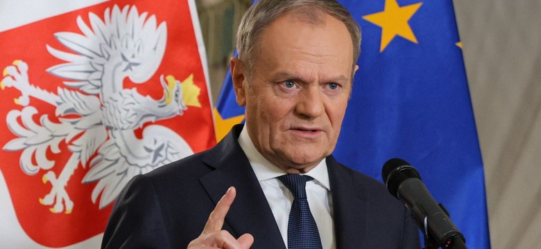USA blokują pomoc dla Ukrainy. Ostra reakcja Tuska: To triumf Putina