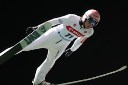 Dawid Kubacki pobił rekord Średniej Krokwi i został mistrzem Polski