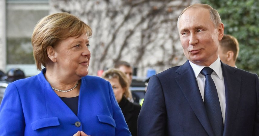 Niemcy zrywają unijną solidarność ws. szczepionek. Chcą kupić preparat z Rosji