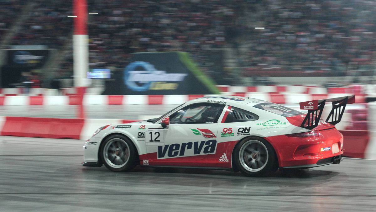 Jakub Giermaziak (Verva Racing Team) wygrał wyścig o GP Węgier w serii Porsche Supercup. Polski kierowca startował z pole position, nie dał się wyprzedzić i dojechał do mety na pierwszym miejscu. Dzięki temu umocnił się na prowadzeniu w klasyfikacji generalnej.