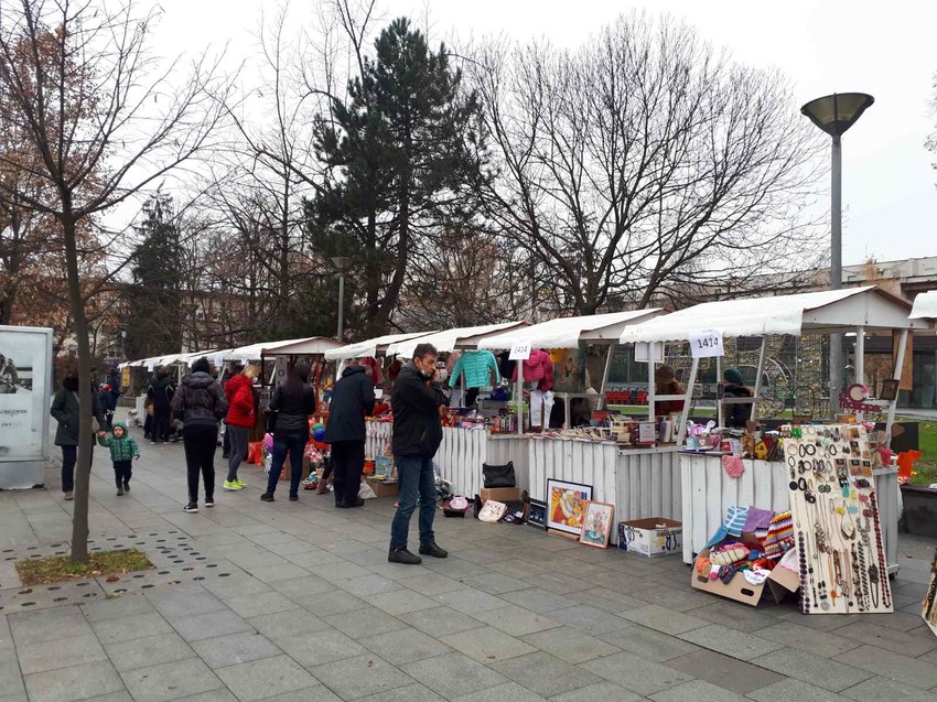 Humanitarni bazar u centru Banjaluke