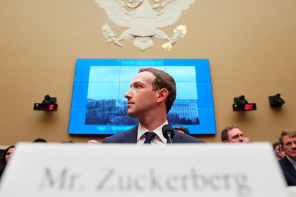 Przychody Facebooka i liczba użytkowników w górę mimo skandalu z Cambridge Analytica