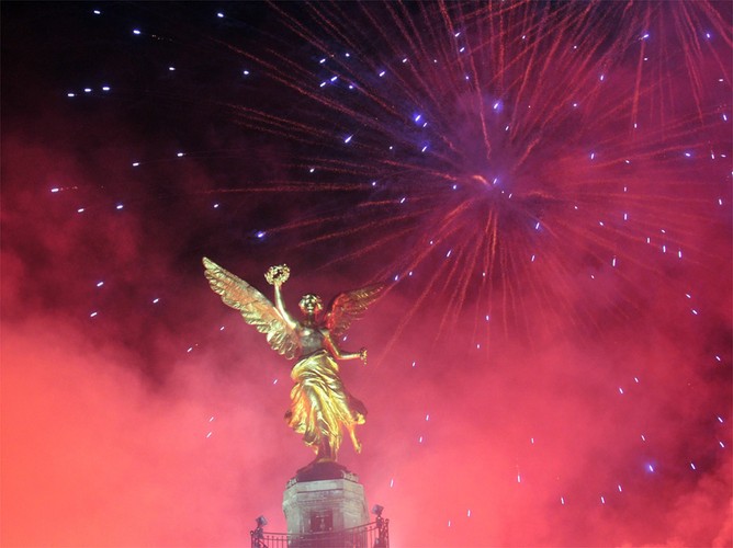 Sylwestrowe fajerwerki w Meksyku