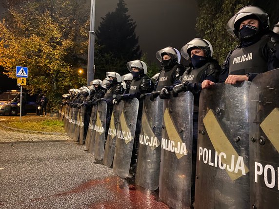 Warszawa - protest przeciwko zaostrzeniu prawa antyaborcyjnego