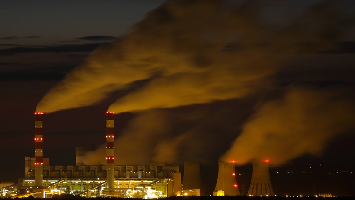 Fundacja ClientEarth Prawnicy dla Ziemi w pozwie cywilnym wobec właściciela Elektrowni Bełchatów domaga się zaprzestania spalania węgla brunatnego do 2035 r. lub redukcji emisji CO2 do zera. Spółka czeka na oficjalną informację o pozwie.