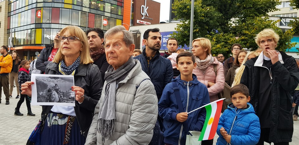 Manifestacja wspierająca Kurdów