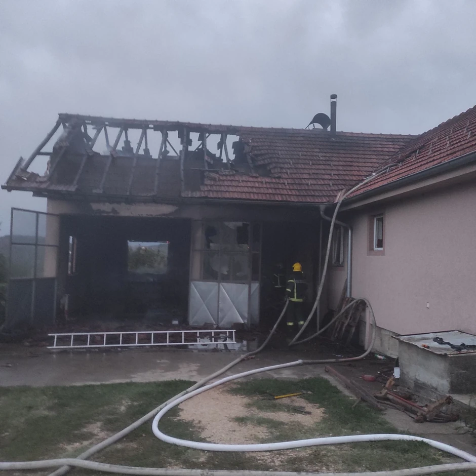 Kuća u kojoj je izbio požar u Kruševcu