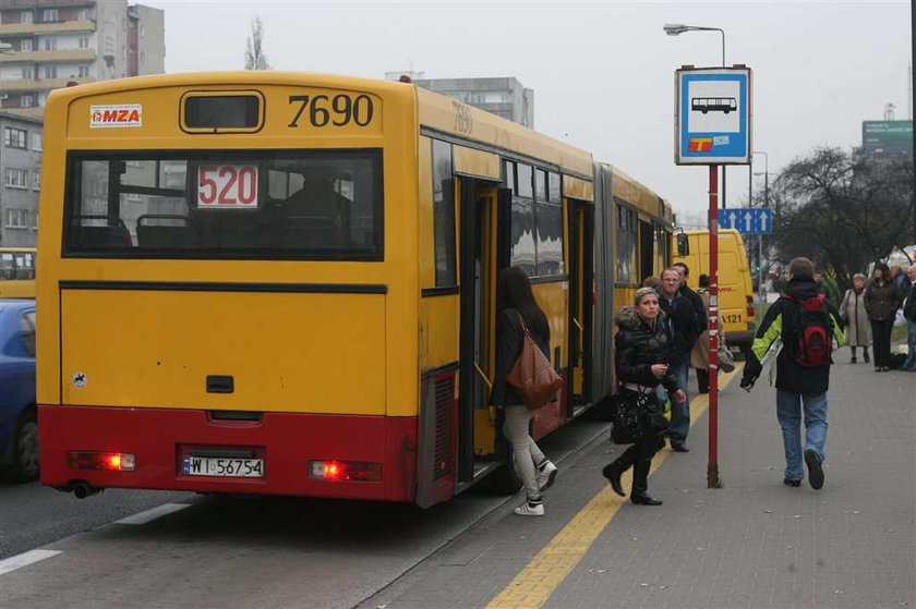 Oddajcie nam autobus 520!