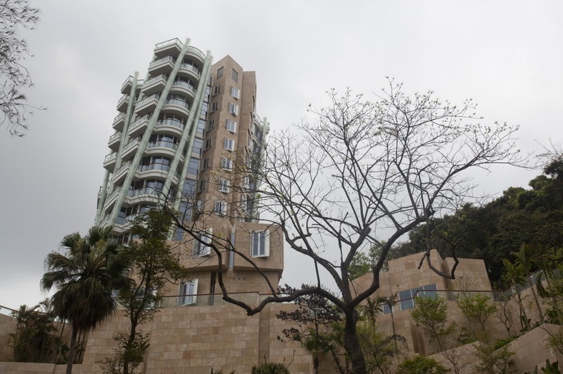 Apartamentowiec zaprojektowany przez Franka Gehry'ego w Hong Kongu, 53 Subbs Road