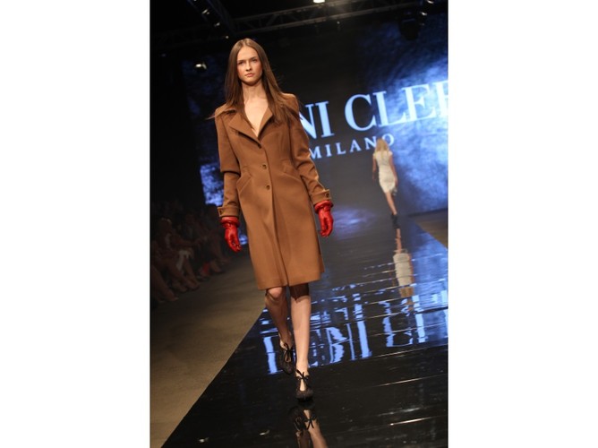 Jesień też może być piękna! Pokaz kolekcji Deni Cler na sezon jesień/zima 2011/2012.